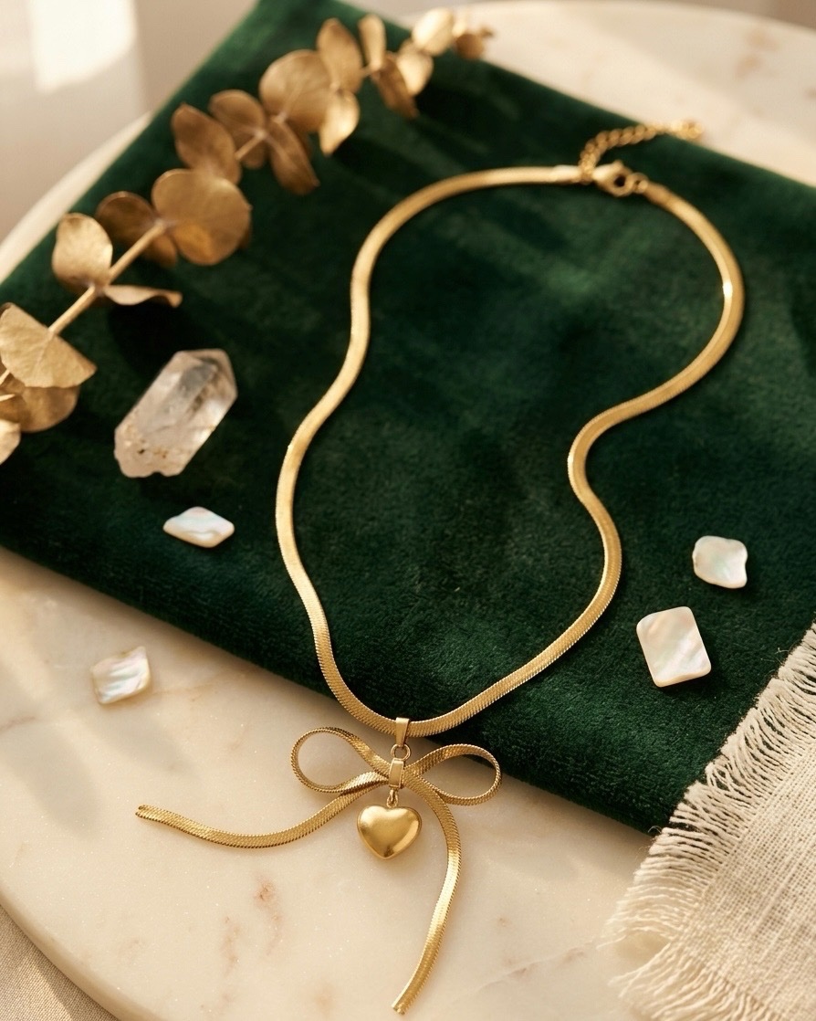 Collier papillon et coeur 