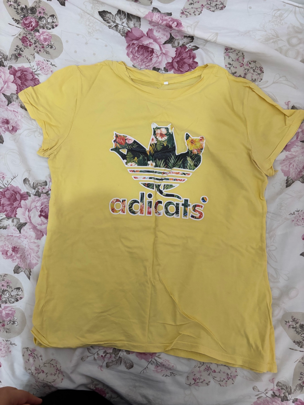Lot t shirt