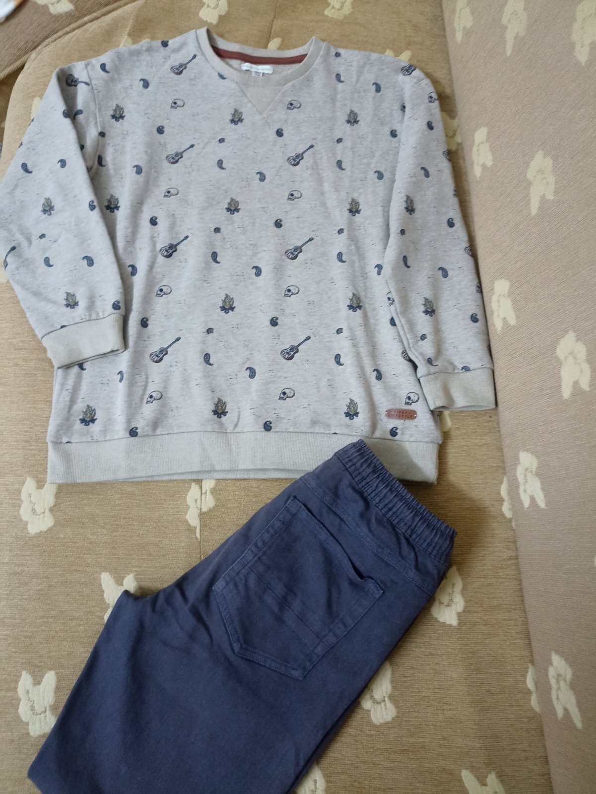 Ensemble sweat-shirt et pantalon Verbaudet 