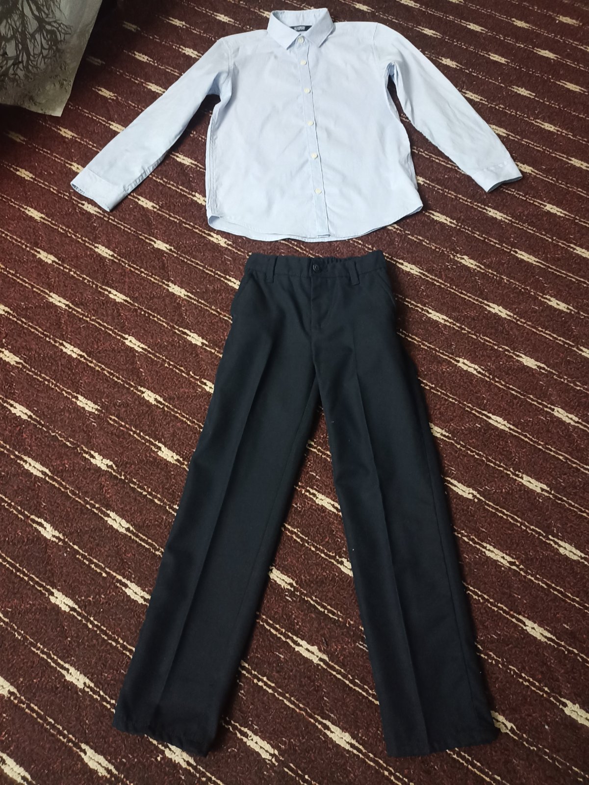 Ensemble chemise et pantalon 