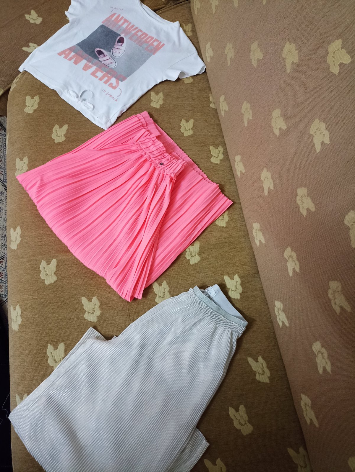 Lot pantalon large plissé et t-shirt 