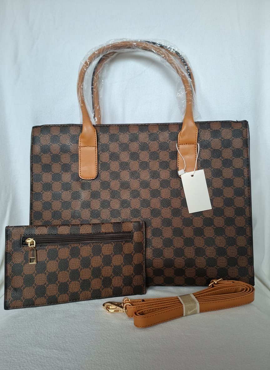 Sac à main au motif quadrillé marron et noir