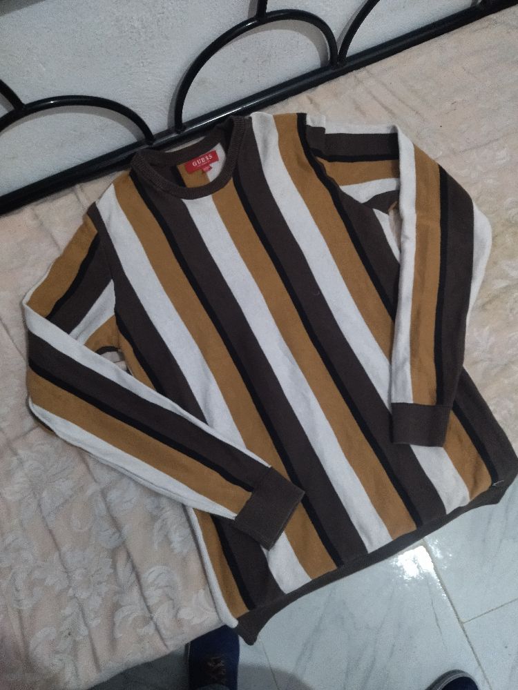 Pull Guess 