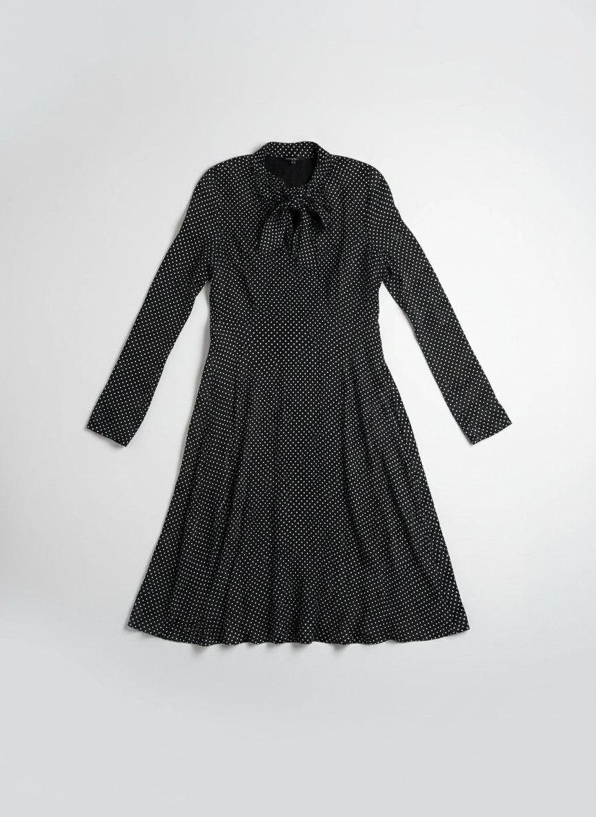 Robe petit pois avec col papillon 