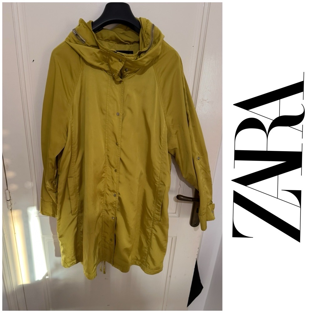 Impermeable zara vert jaune 