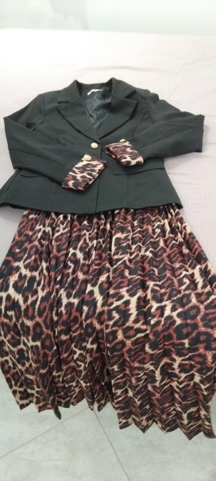 Set blazer et jupe taille 38/40