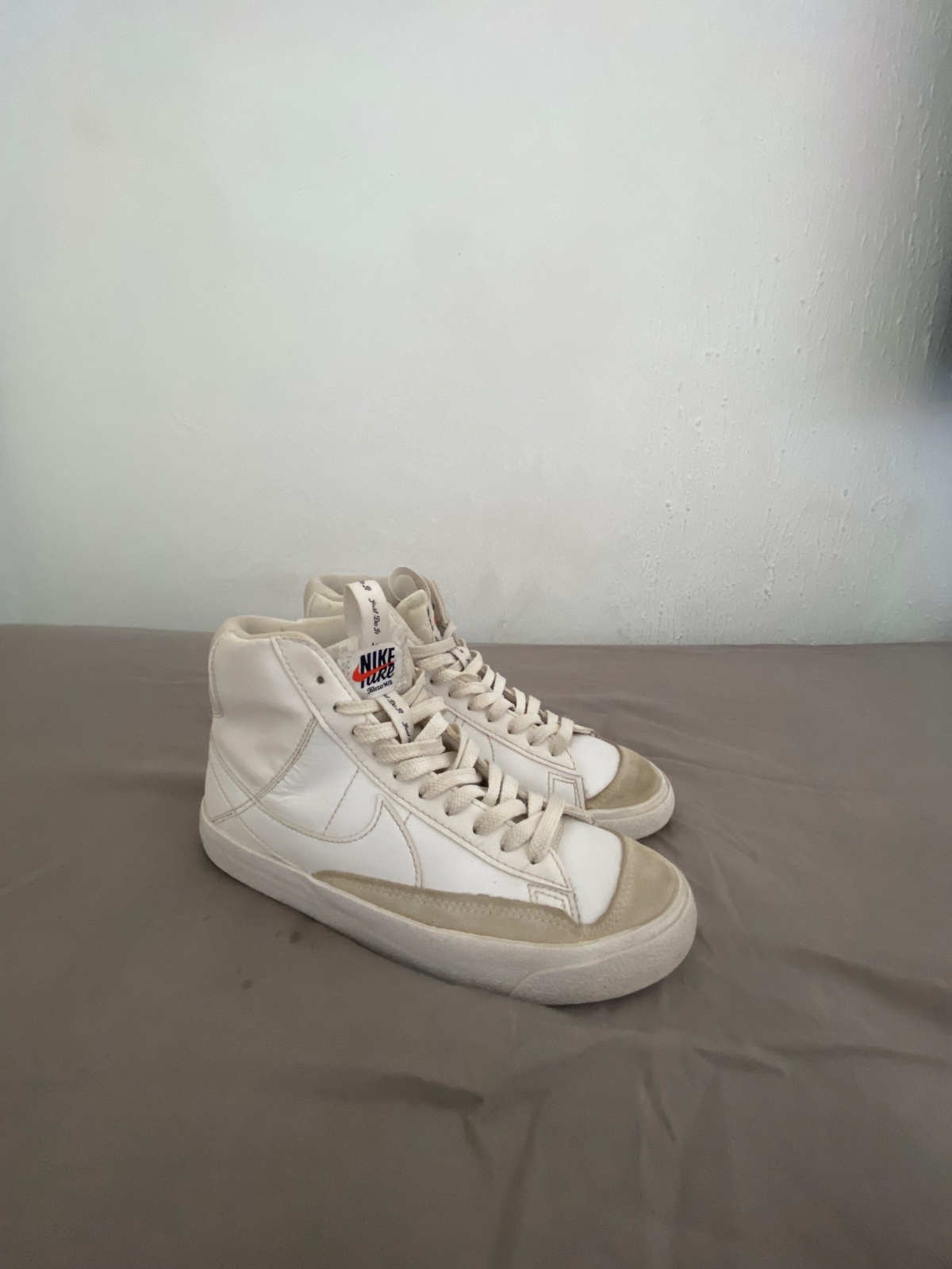 Nike Blazer Mid blanche