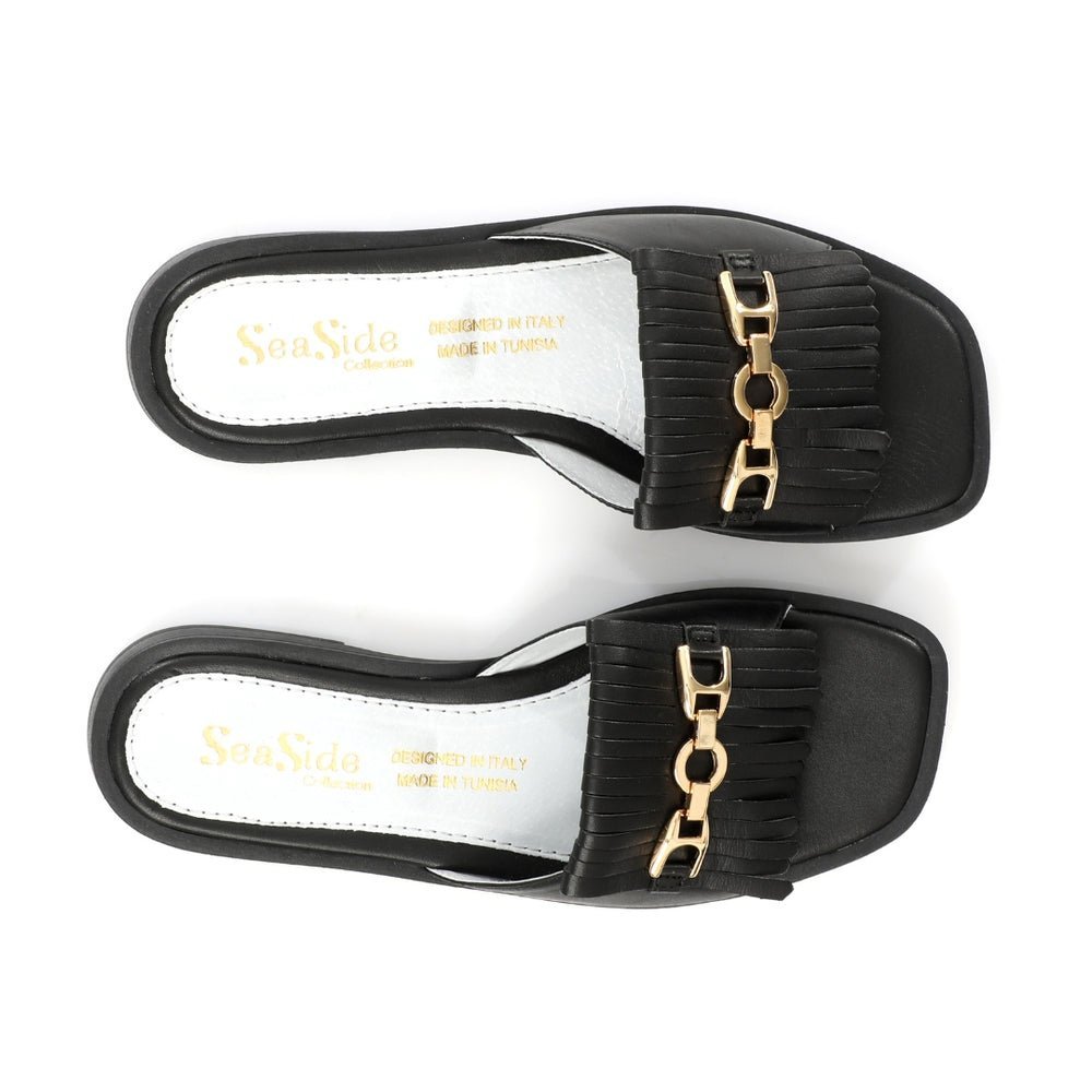 Claquettes avec frange en vrai cuir toutes neuves 