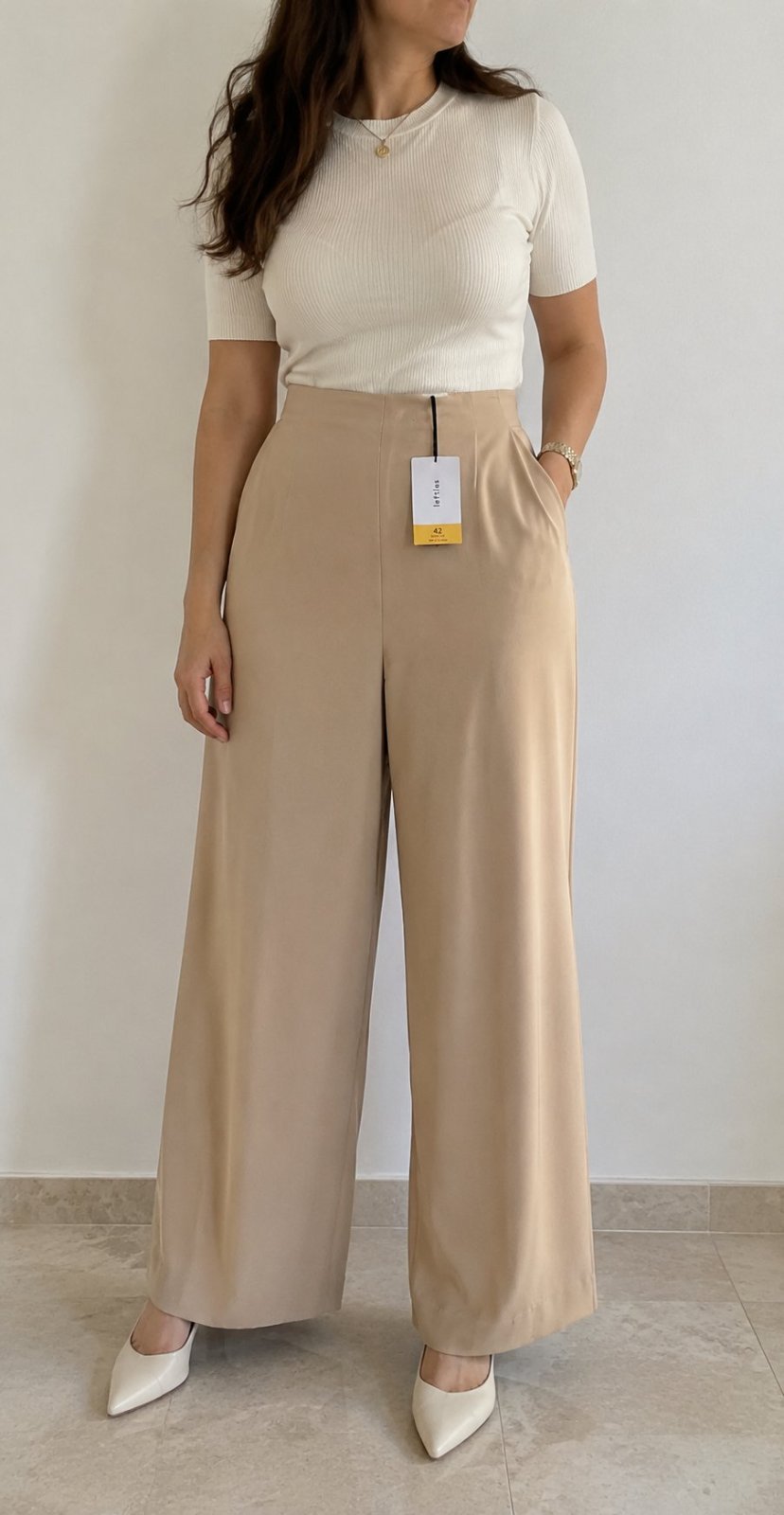 Pantalon fluide wide leg tout neuf élegant style culottes de la marque lefties