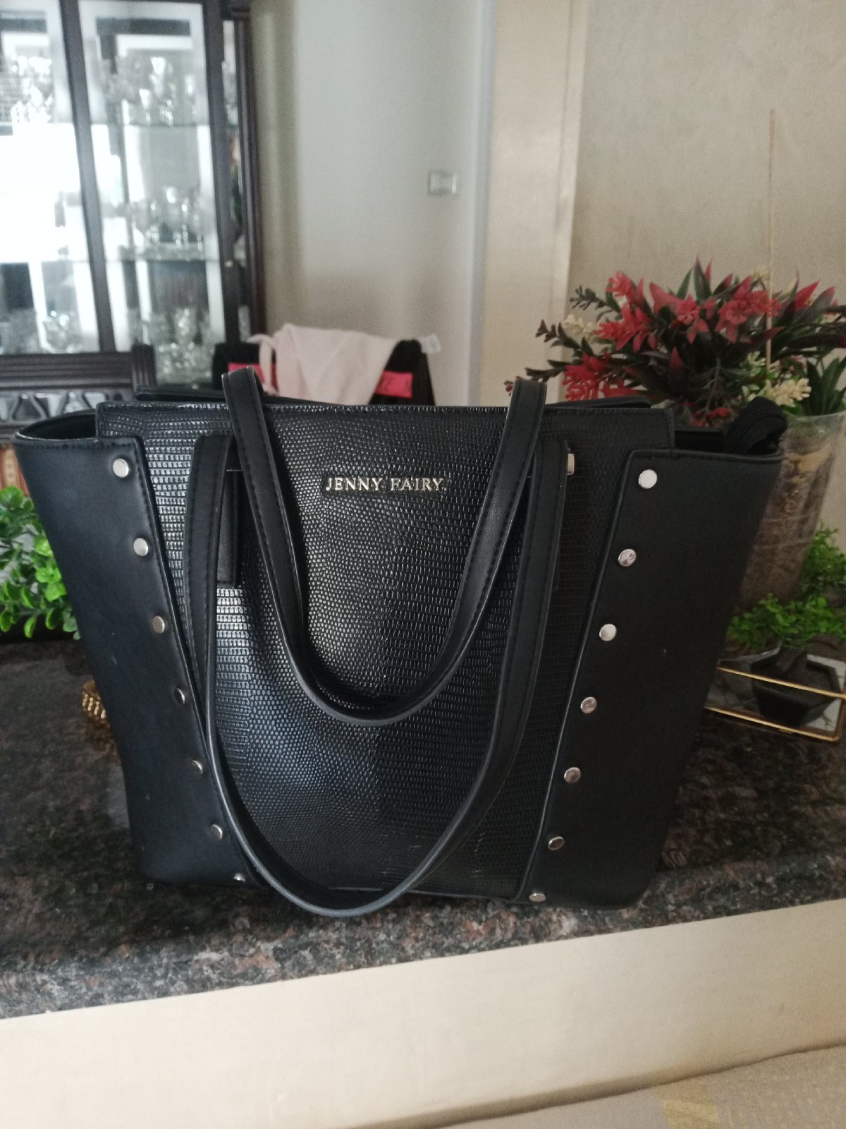 Je vends ce sac très peu utilisé de la marque Jennifairy
