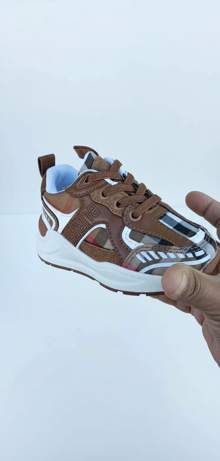 Chaussure de enfant