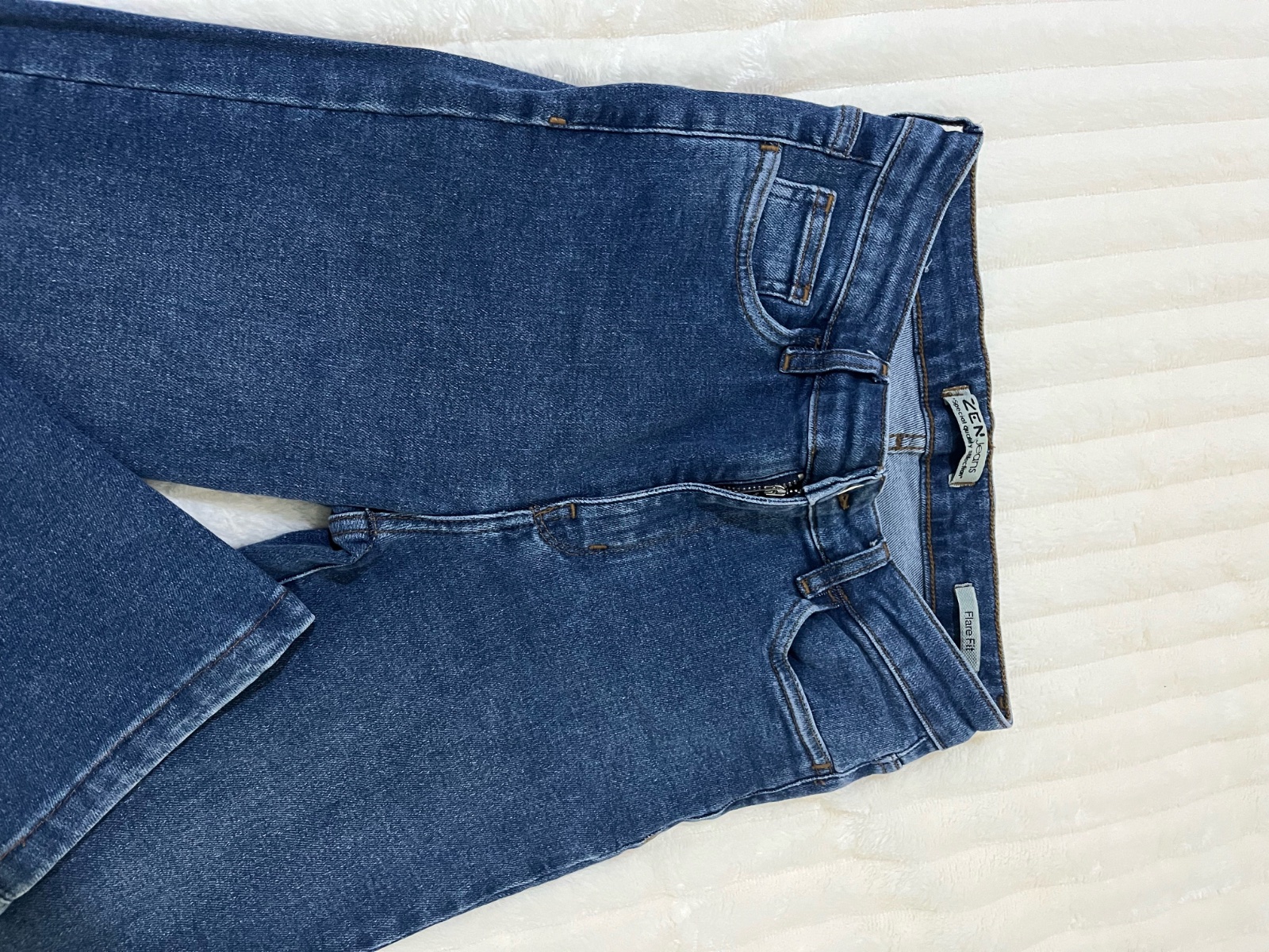 Pantalon patte d'elephant