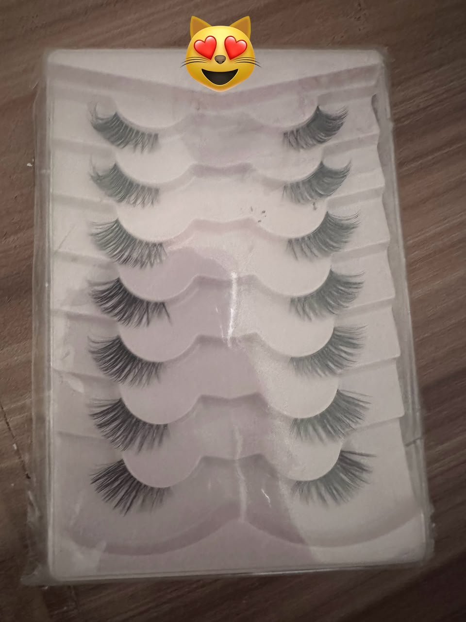 Faux cils