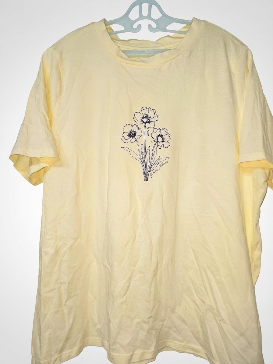 T-shirt Primark jaune pastel motif floral