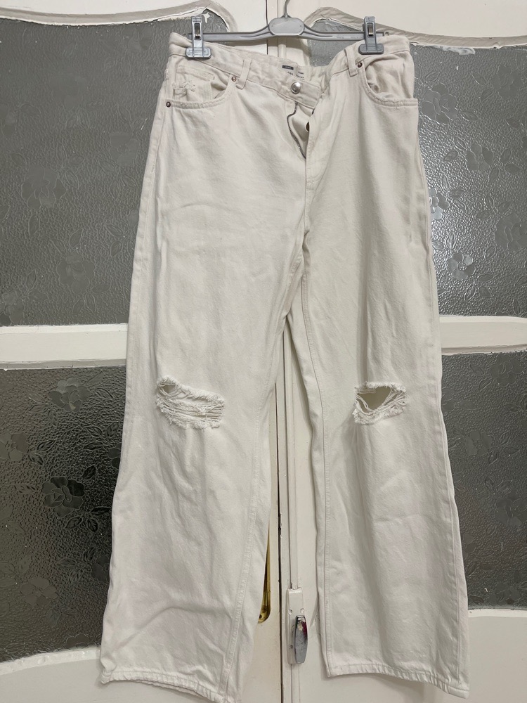 Djean blanc bershka taille 44