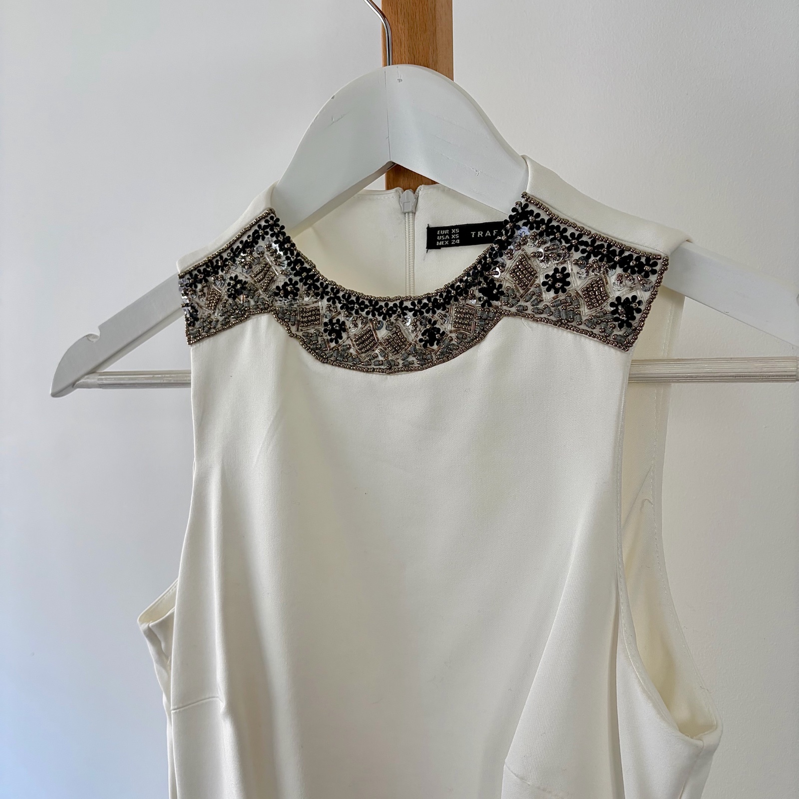 Robe courte blanche