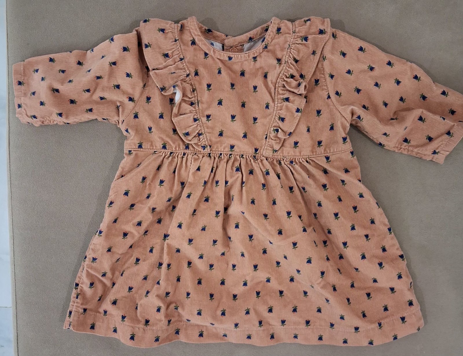 Belle robe jamais portée