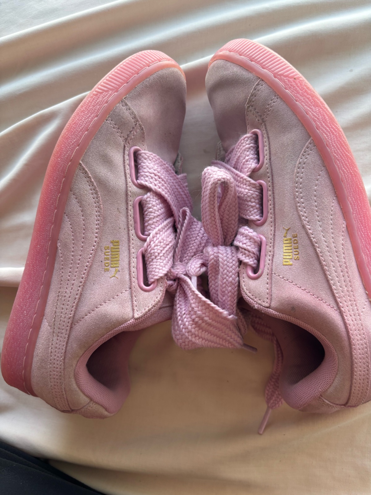 ✨ Puma Suede Rose – Très bon état ✨