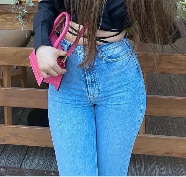 Un jean ZARA 