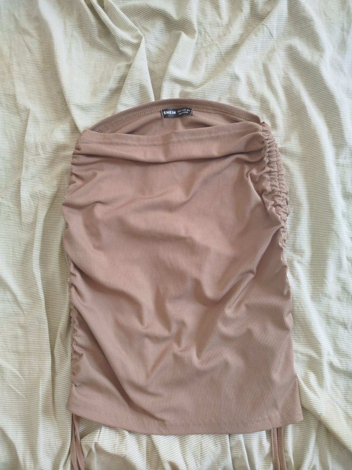 Jupe camel à shien ajustables