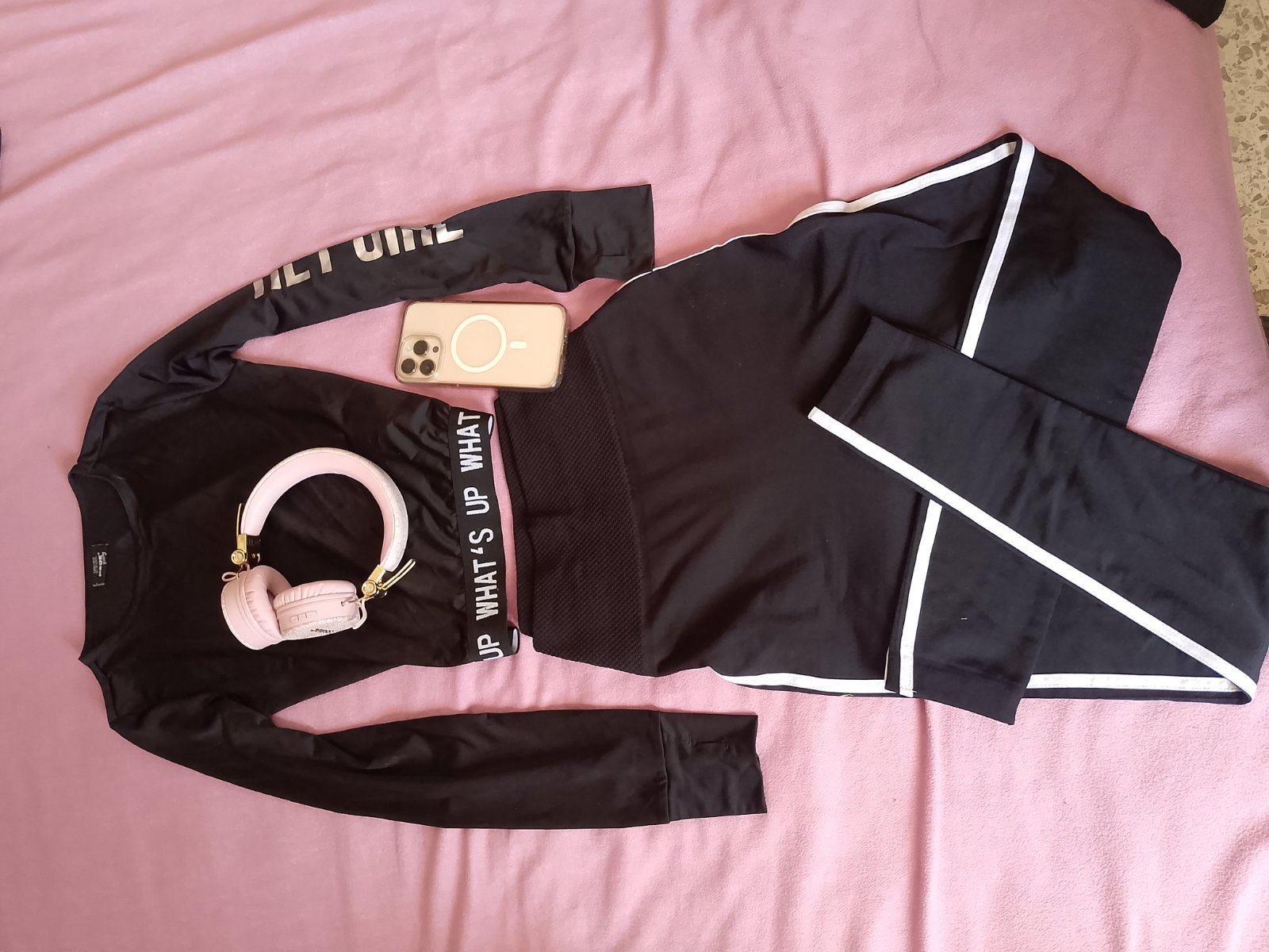 Set gym ( pull et legging adidas authentique) 
