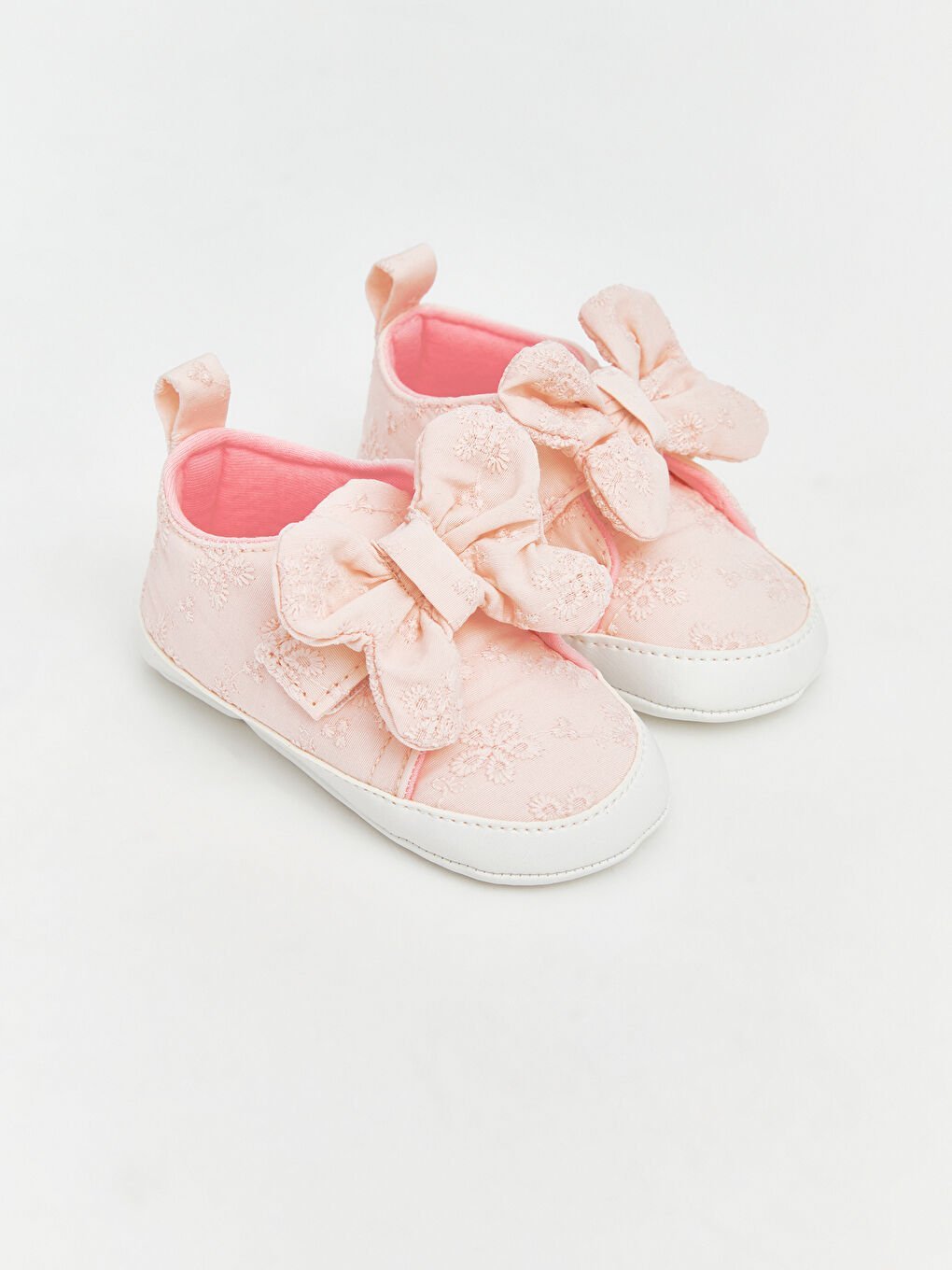 Robe bébé fille + 2 chaussures 