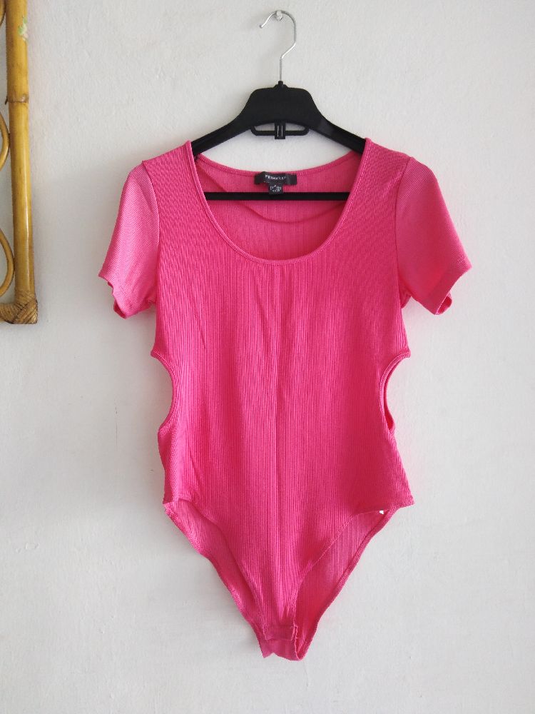 Body t-shirt rose
