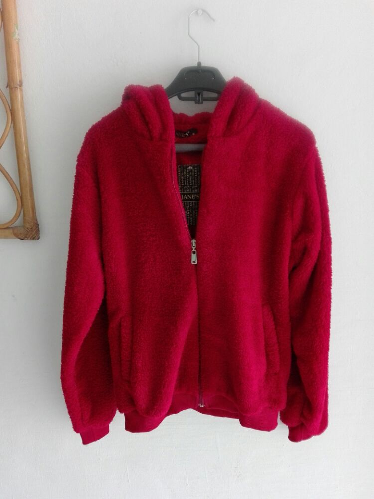 Veste courte à capuche en fausse fourrure 