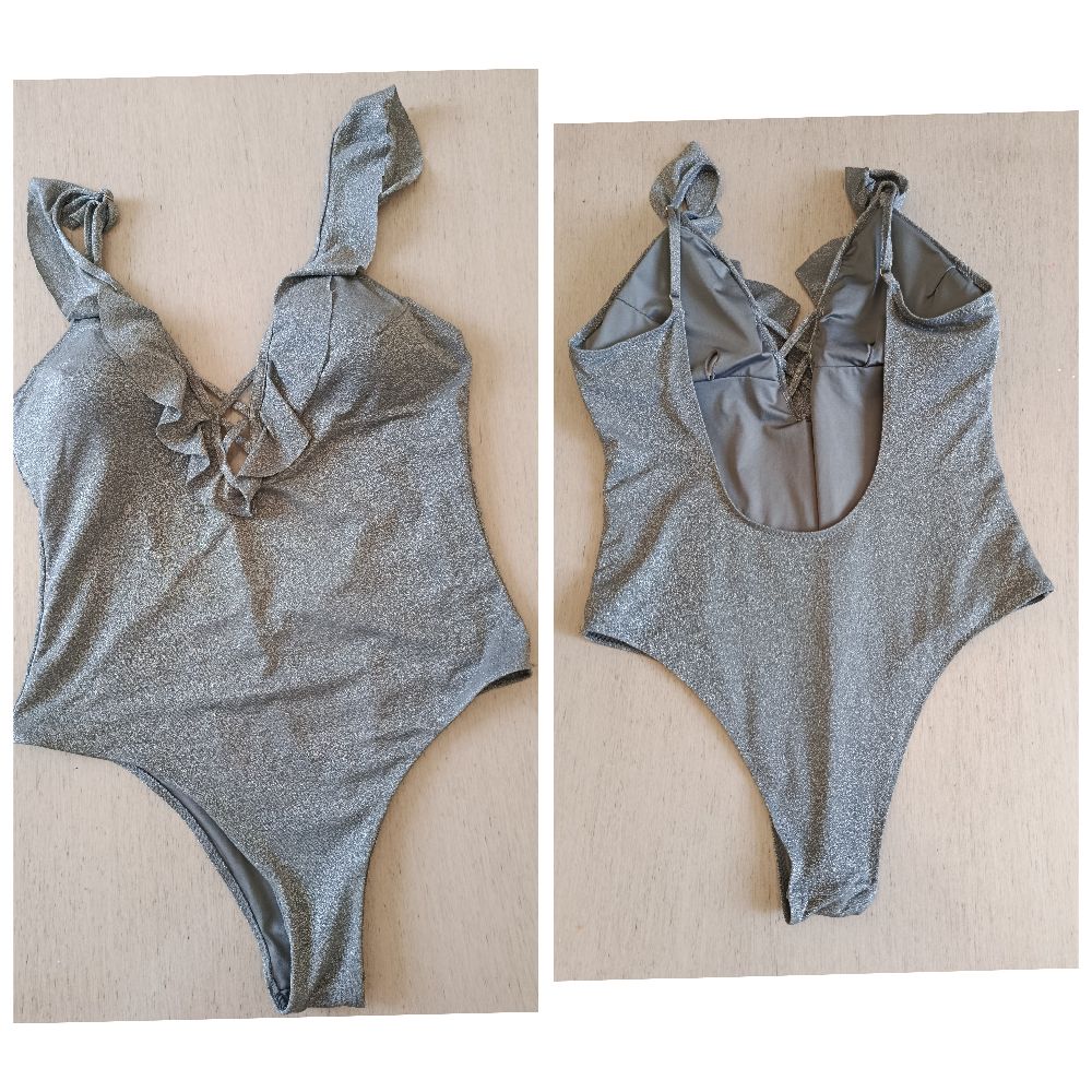 Joli maillot gris glitter 