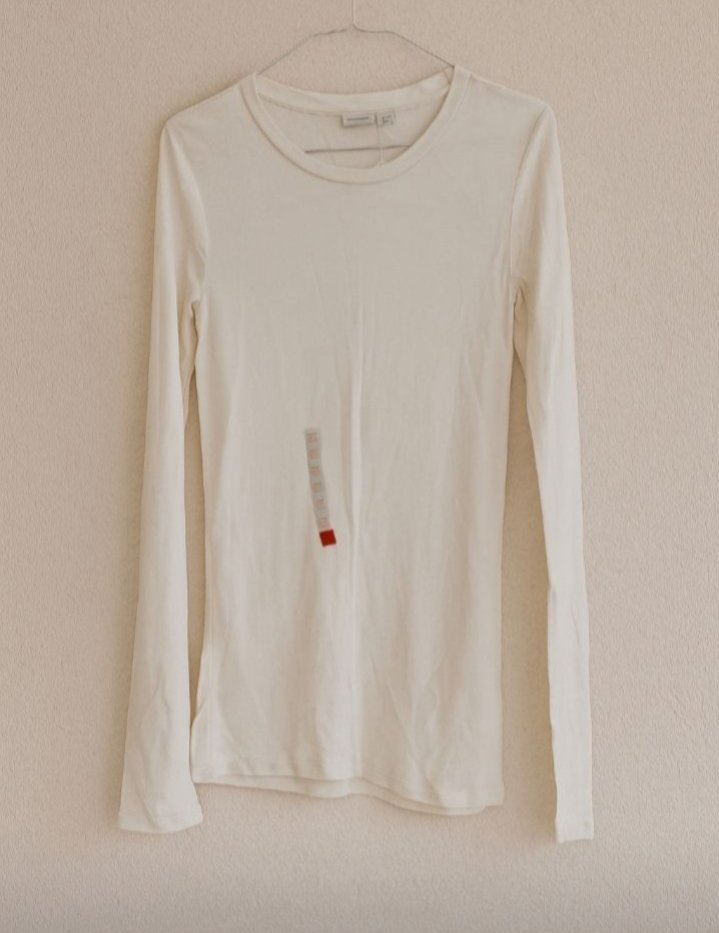 Body basic pour femme col rond couleur beige uni, simple et beau de la marque Esprit importée 🇲🇫