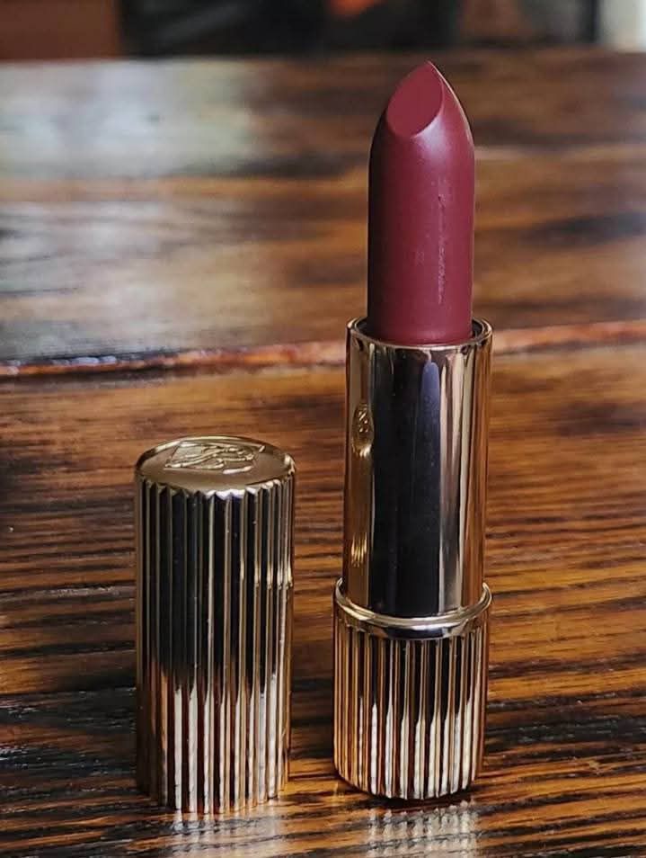 Rouge à lèvres Estée Lauder  offr valable jusqu'à fin avril 