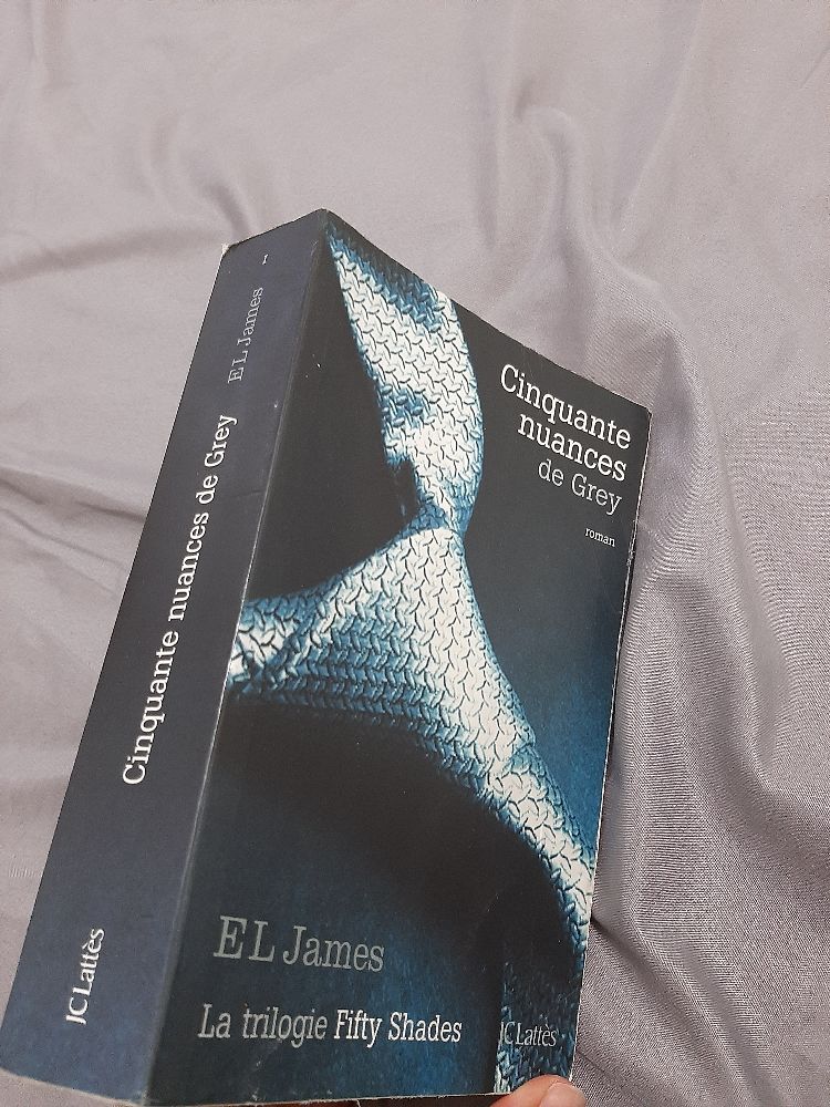 Fifty shades of grey book 