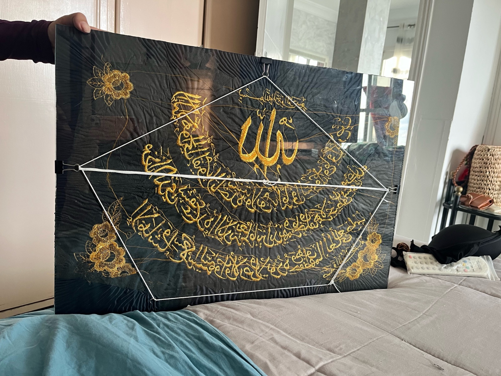 Tableau قرآن مخيّط مطرّز باليد للبيع ✨