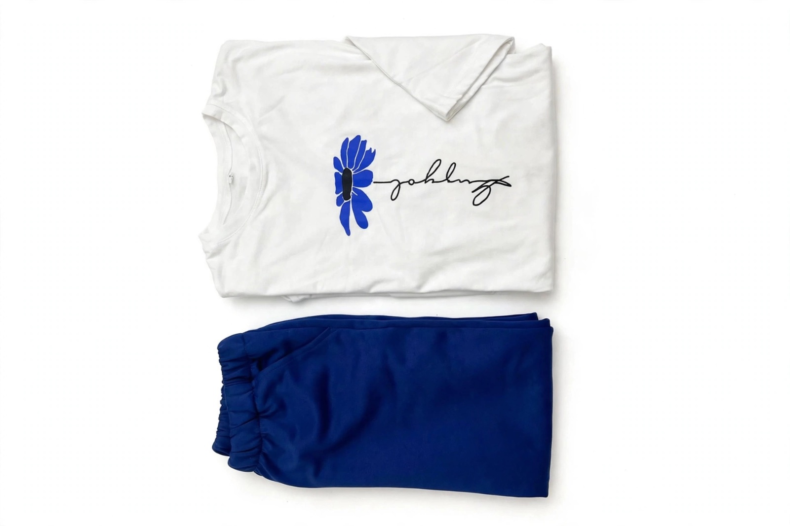  💙Ensemble 2 pièces - Tunique oversize blanche avec fleur bleue « darling » + pantalon bleu roi fluide taille élastiquée  ✨ Tissu léger & confortable - Parfait pou