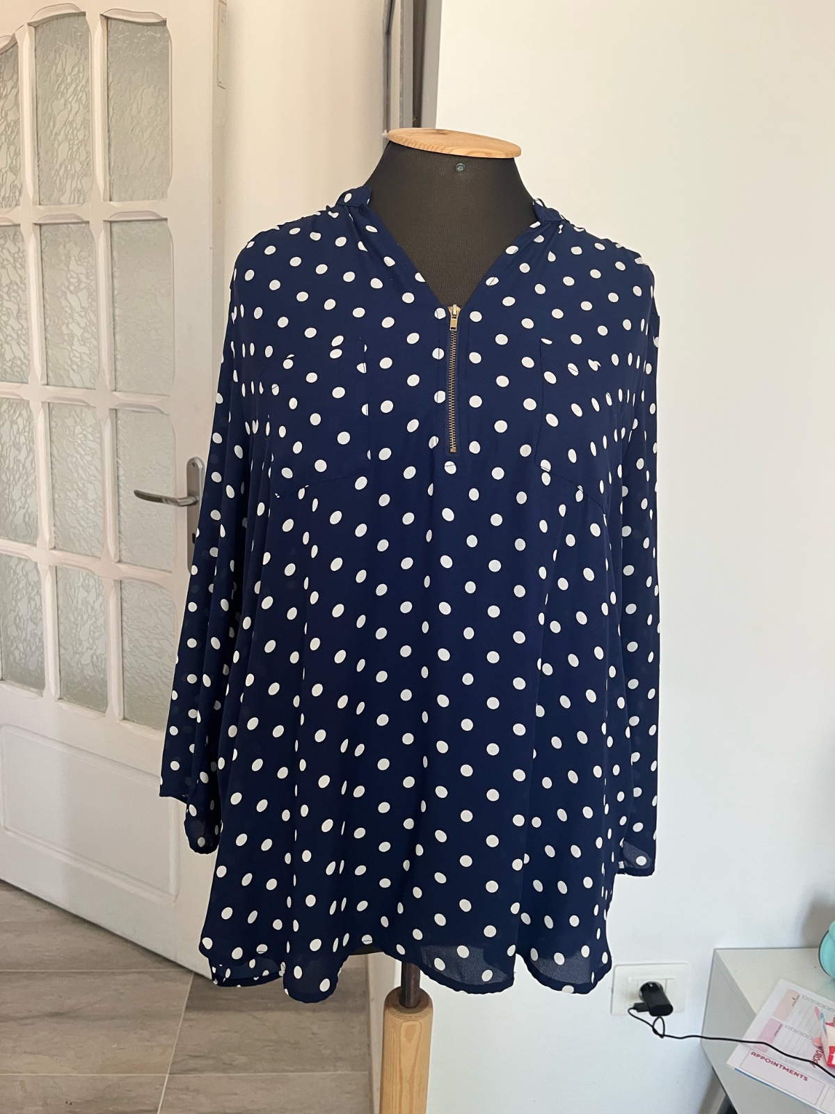Chemise bleu marine et blanc