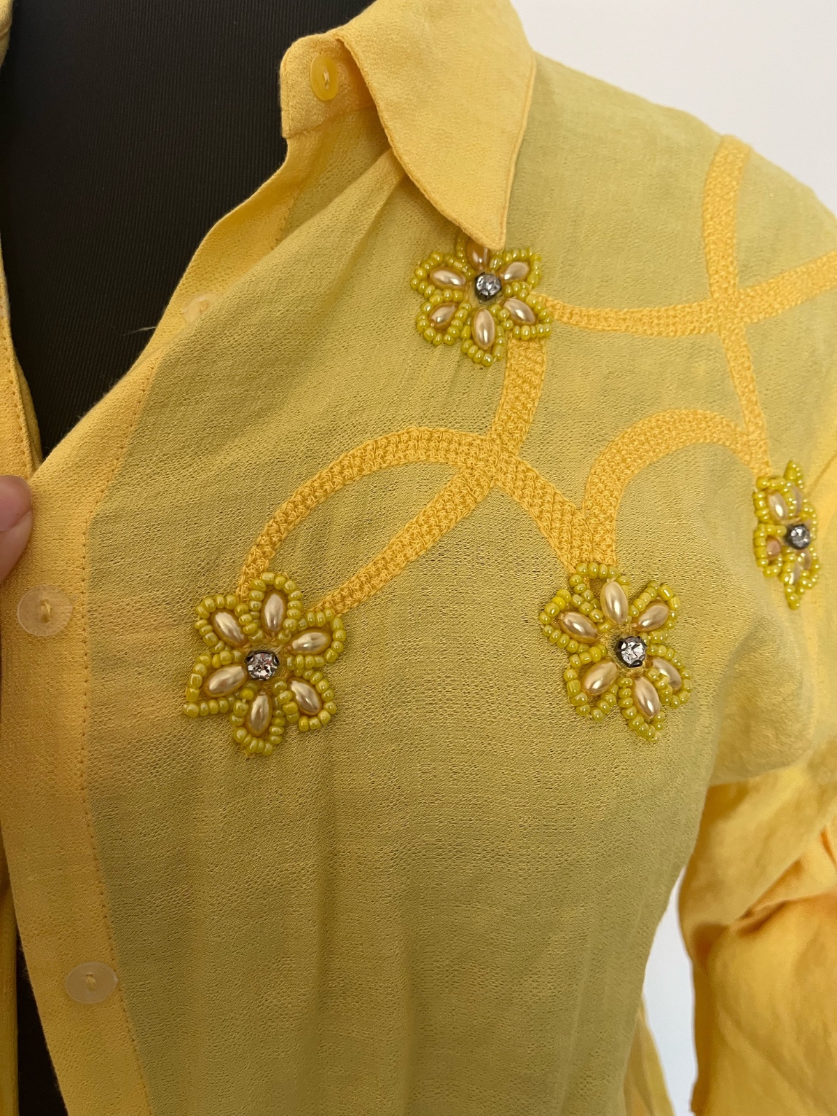 Chemise jaune