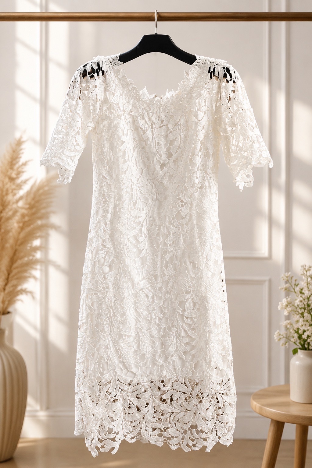 Robe blanche en dentelle
