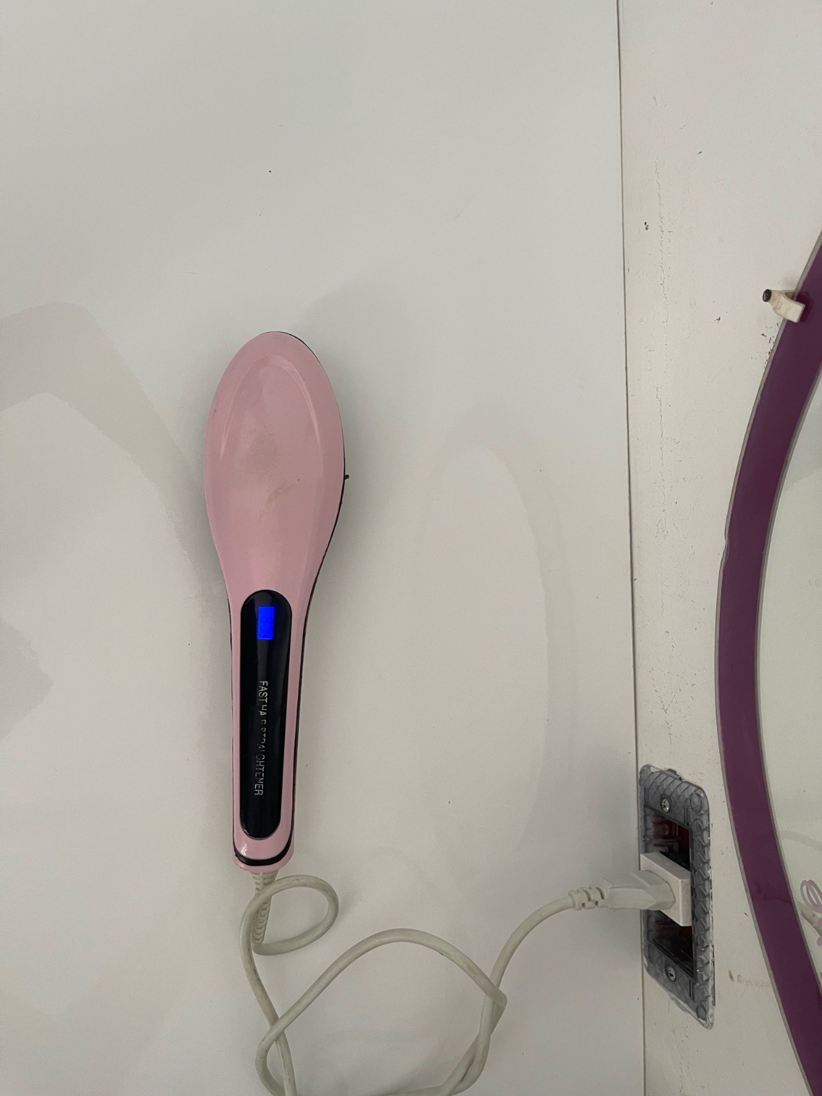 Brosse chaffante rose à 35dt + cadeau