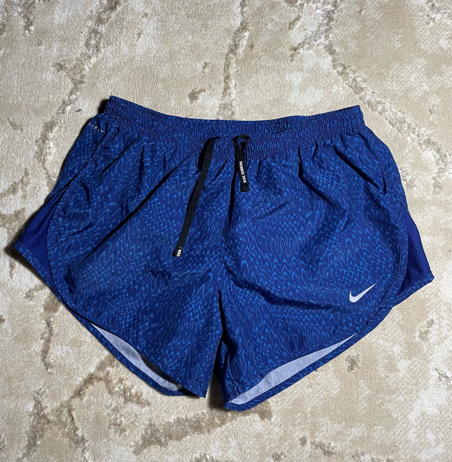 RUNNING SHORT – NEUF STYLE 🏃‍♀️