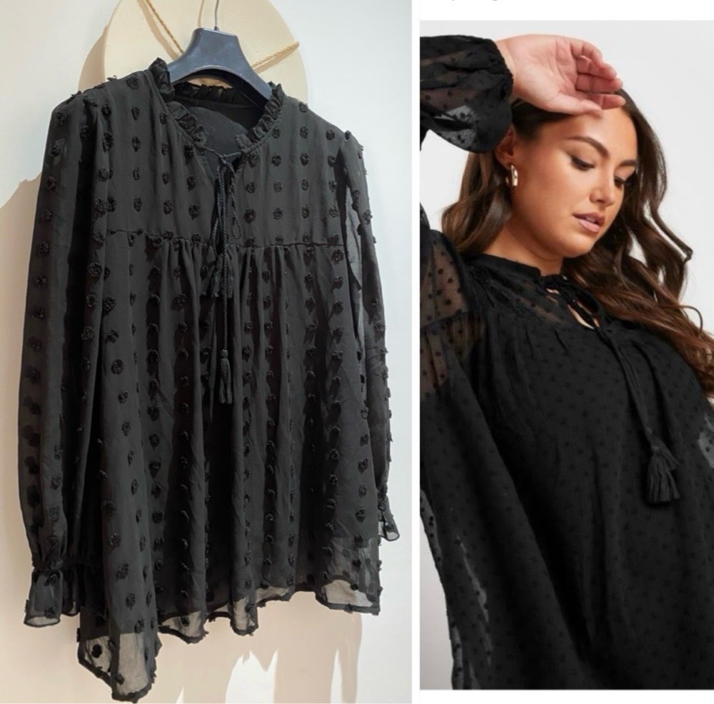 Blouse noir avec manches ballon 