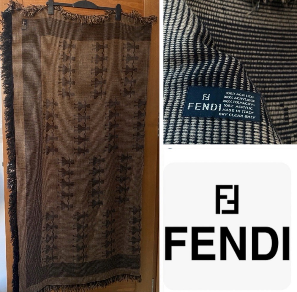 Grande echarpe FENDI authentique 