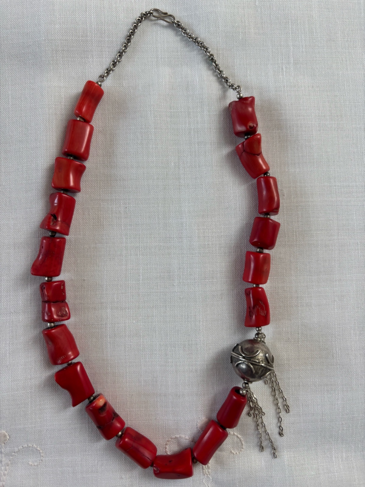 ✨Collier bambou de mer (corail), grosse boule en argent, petites boules en argent et chaînes en argent✨ 