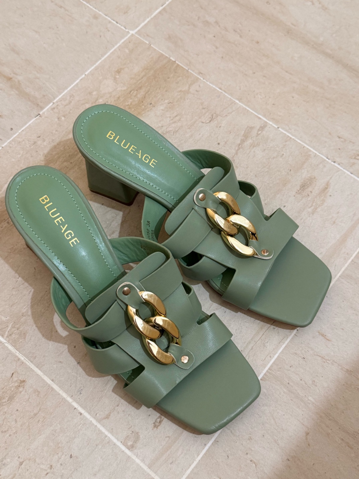 Mulles en vert pastel