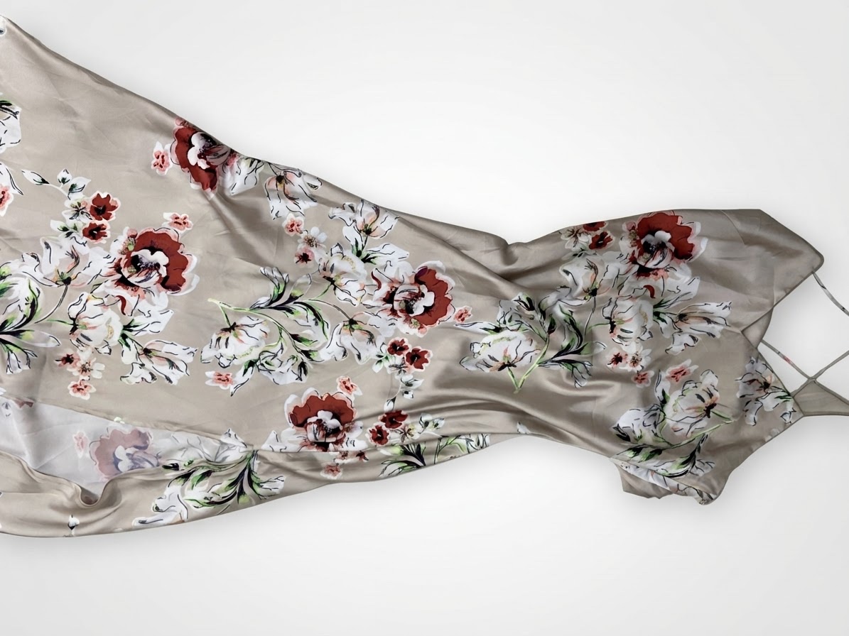 Robe satin fleural 