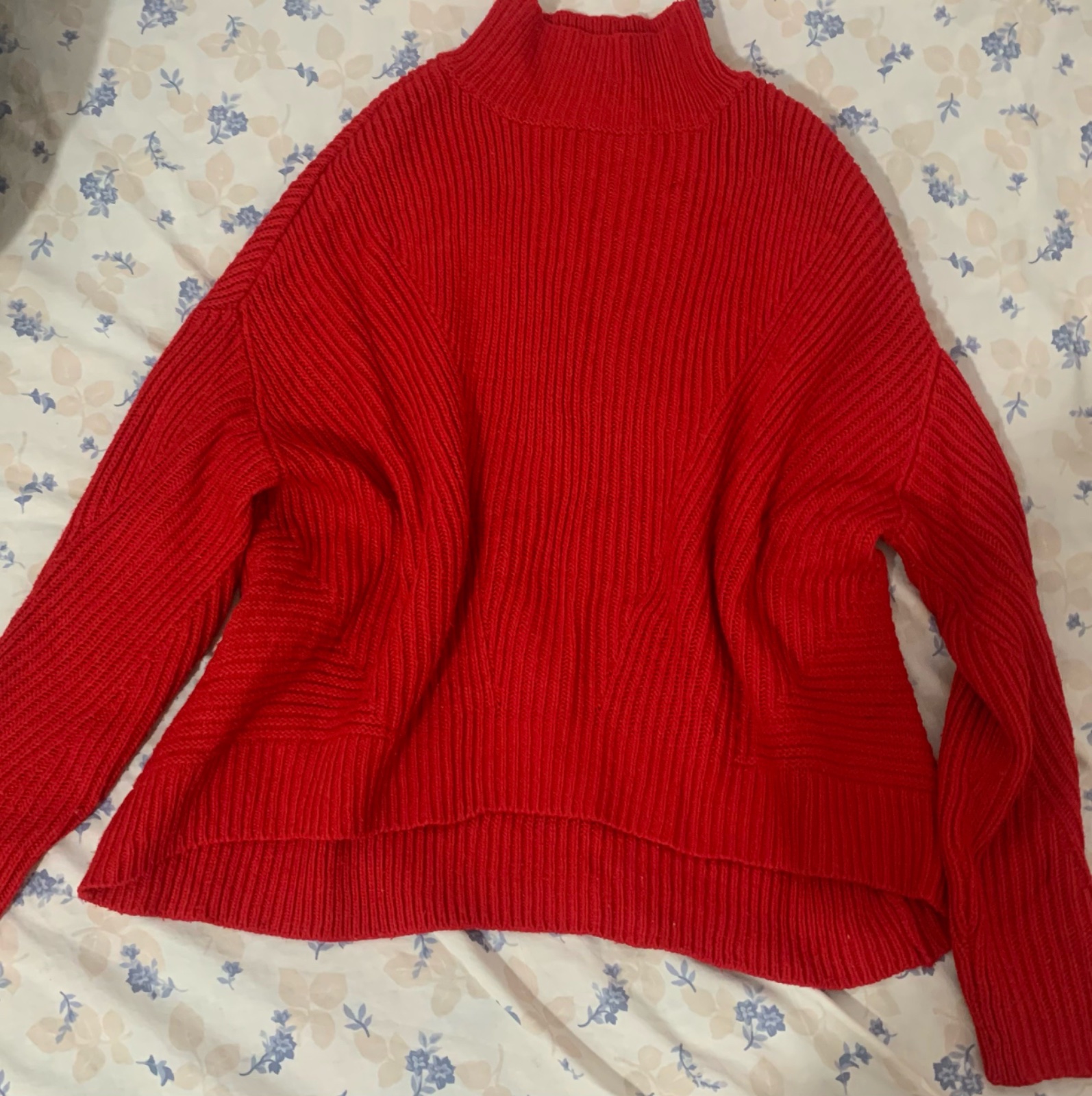 Pull rouge