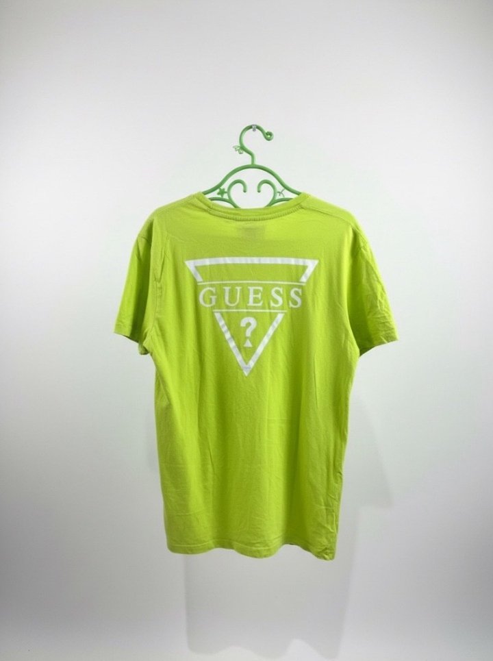 T-shirt GUESS Vert Anis / Lime - Logo Triangle au dos