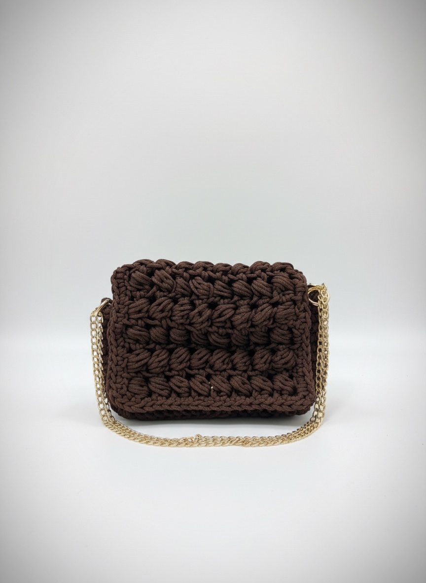 Sac en crochet fait a la main avec amour 