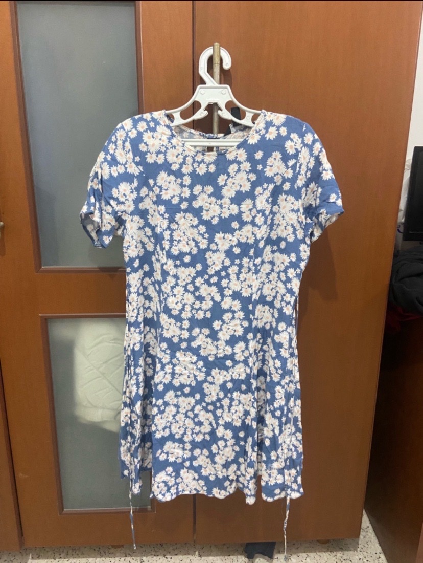 Robe fleurie bleu ciel