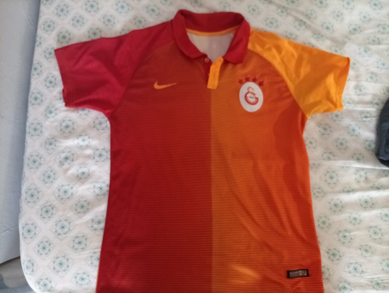 T chirt Galatasaray taille M