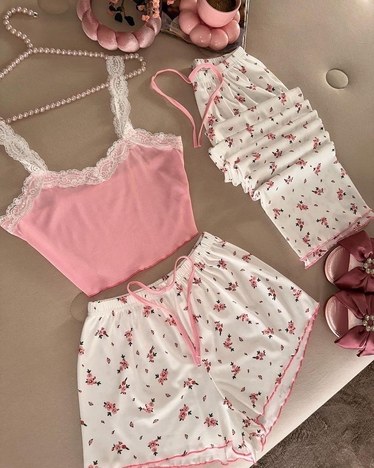 2 pcs Pajama Set Pink Floral Shorts / pants Soft Sleepwear 